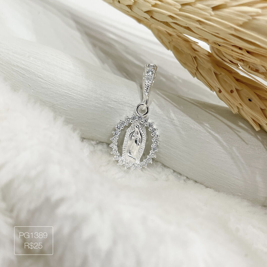 Pingente Nossa Senhora das Graças Cravejado Cristal Prateado